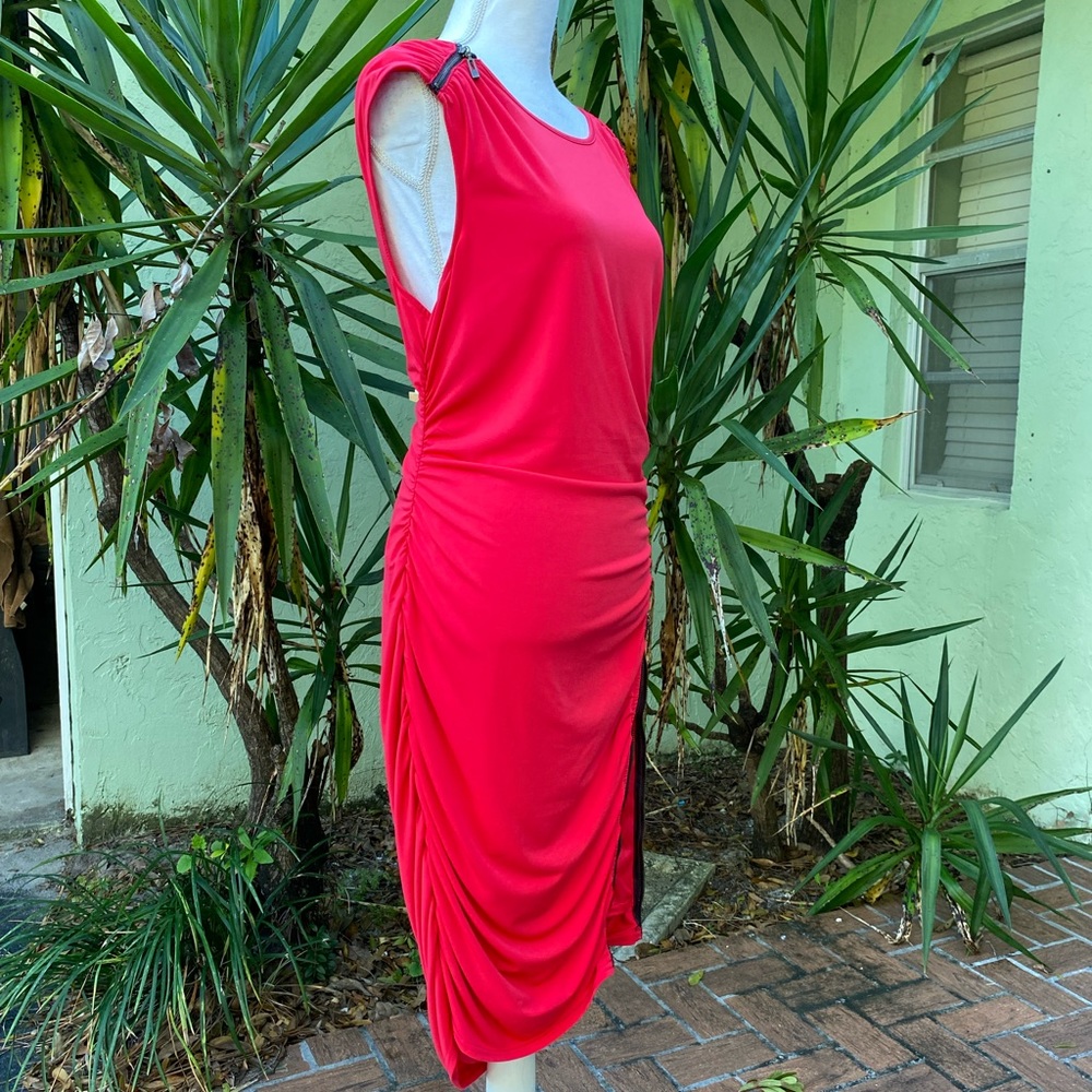 Red Dress side zipper Slit Ruched - Picture 2 of 9